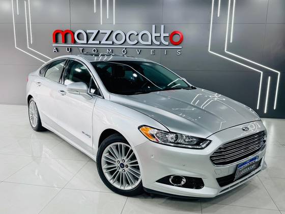 FORD FUSION 2.0 TITANIUM 16V HÍBRIDO 4P AUTOMÁTICO